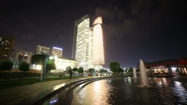 Noche Abu Dhabi vista — Vídeo de stock