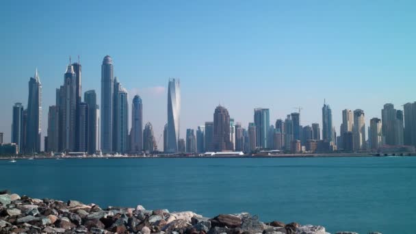 Dubai Marina vista, Emiratos Árabes Unidos — Vídeos de Stock