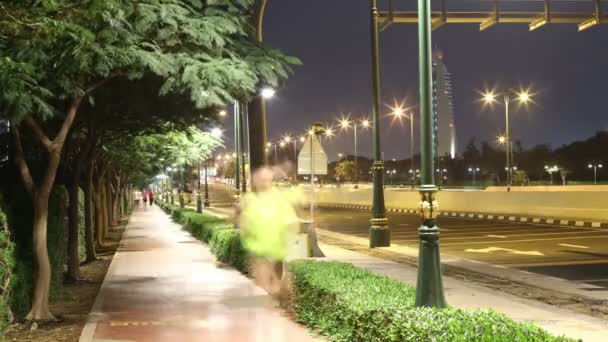 Pěší ulice v Dubaji — Stock video