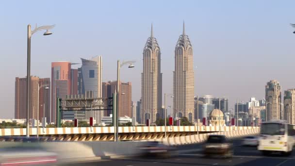 Dubai Marina gratte-ciel — Video