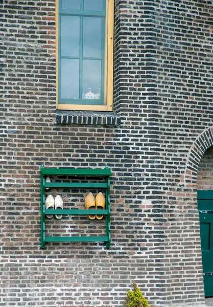 Traditional Wooden Dutch Shoes Windmill — Stock Photo, Image