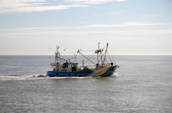 Fischereischiff Fischt Der Nordsee — Stockfoto