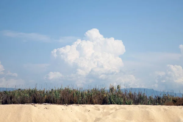 Nuvens Praia — Fotografia de Stock