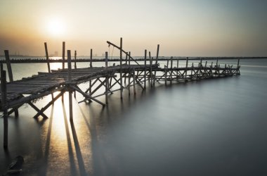 Geleneksel bambu dock