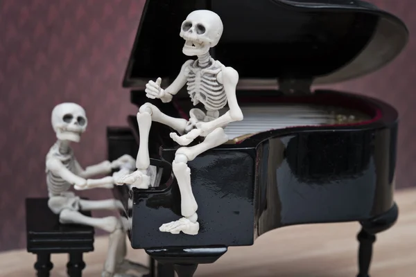 İskeletler müzikal sahne
