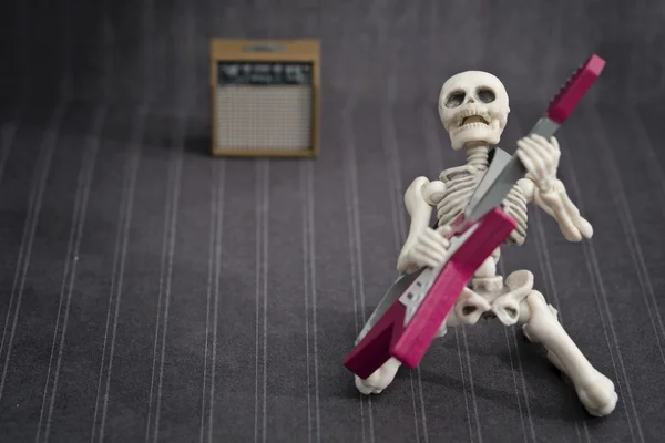 O guitarrista esqueleto — Fotografia de Stock