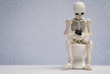 Smartphone ve tuvalet oturum