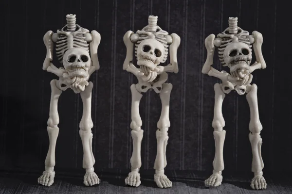 Three headless skeletons — Stock Photo, Image