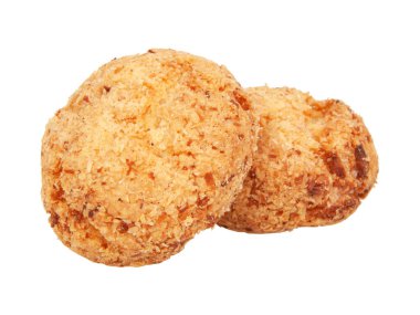 Beyaz arka planda organik hindistan cevizi kurabiyesi.