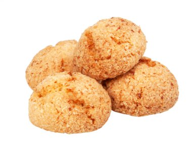 Beyaz arka planda organik hindistan cevizi kurabiyeleri