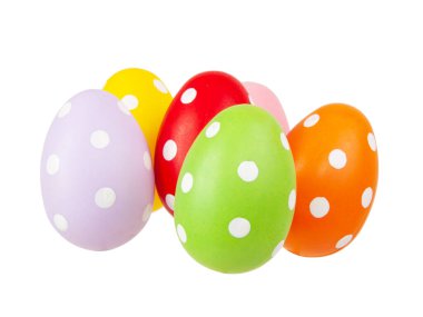 Beyaz arka planda izole edilmiş noktalarda farklı paskalya yumurtaları.