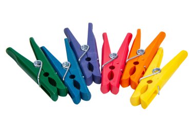 Beyaz arkaplanda çok renkli broşlar izole edilmiş