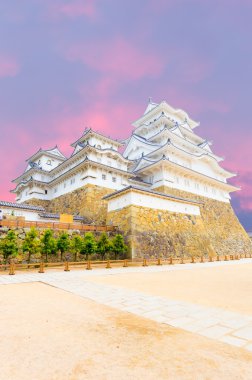 Himeji Jo Castle temel iç tutmak günbatımı açılı V