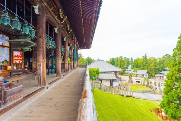 Nigatsu-do Hall açık ahşap güverte Todai-ji kompleksi — Stok fotoğraf