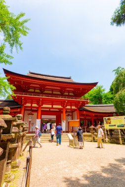 Kasuga-Taisha açık giriş kapısı insanlar girme