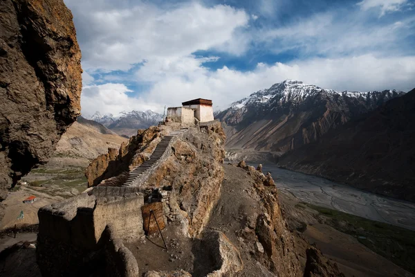 Dhankar monastère forteresse vallée ci-dessous paysage — Photo