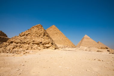 Kraliçe piramit Menkaure Khafre Cheops Giza