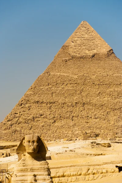 Esfinge grande pirâmide khafre — Fotografia de Stock