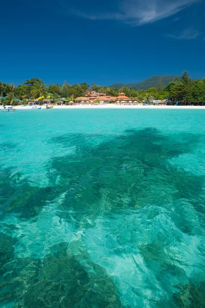 Cristal claro Mar Resort Isla Paraíso Ko Lipe — Foto de Stock