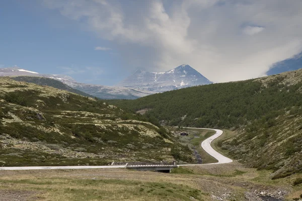 Strada di montagna in Norvegia — Foto Stock