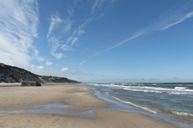 Bulutların üzerinde plaj 