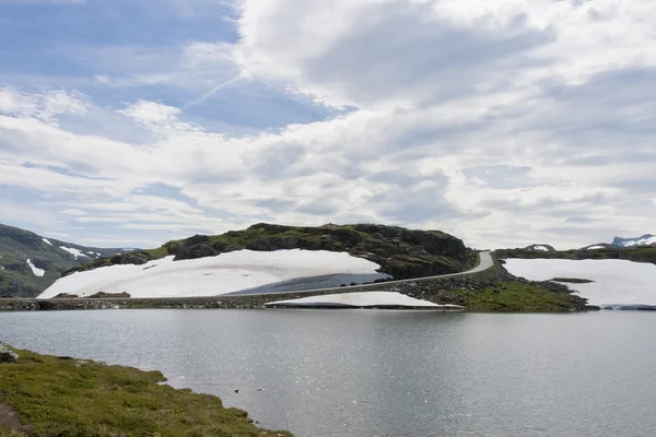 ノルウェーの山岳道路 — ストック写真