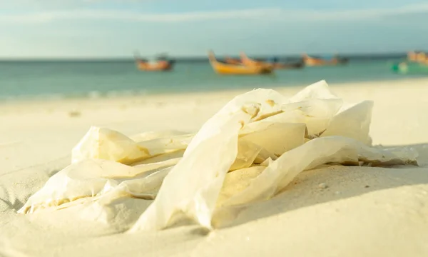 Bolsas Plástico Playa Que Contaminan Los Animales Marinos Medio Ambiente — Foto de Stock