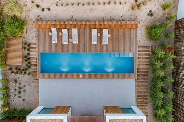 Maison Moderne Avec Piscine Jardin Terrasse Bois — Photo