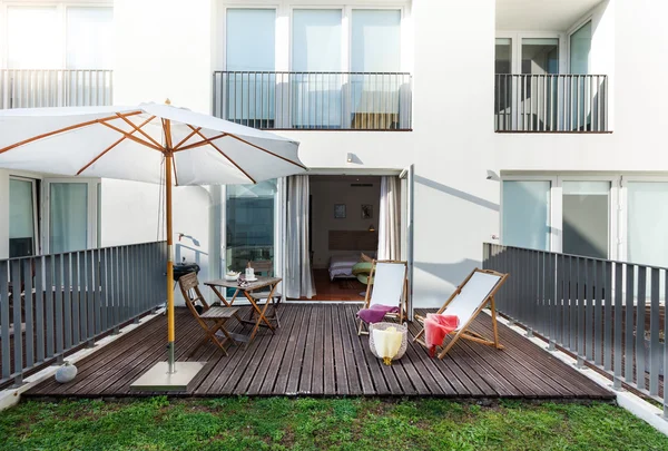 Small balcony in middle of apartment complex — Stock Photo, Image