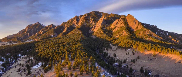 Vue Aérienne Panoramique Green Mountain Avec Bear Peak Loin Juste — Photo