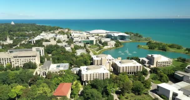 Letecký Pohled Severozápadní Univerzitu Michiganské Jezero Kolejní Lagunou Fontánami — Stock video