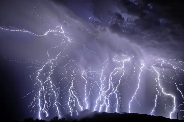 Relâmpago sobre as Montanhas Rincon — Fotografia de Stock