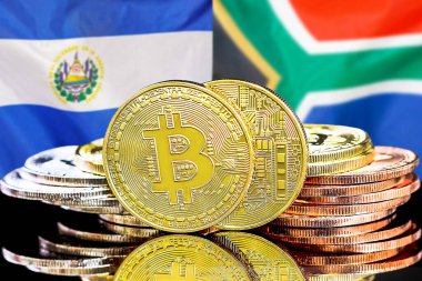 El Salvador ve Güney Afrika 'daki kripto para birimi ve Blockchain teknolojisi yatırımcıları için kavram. El Salvador ve Güney Afrika bayrağının arka planında bitmadeni paralar