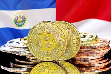 El Salvador ve Endonezya 'daki kripto para birimi ve engelleme teknolojisi yatırımcıları için konsept. El Salvador ve Endonezya bayrağının arka planında bitcoinler