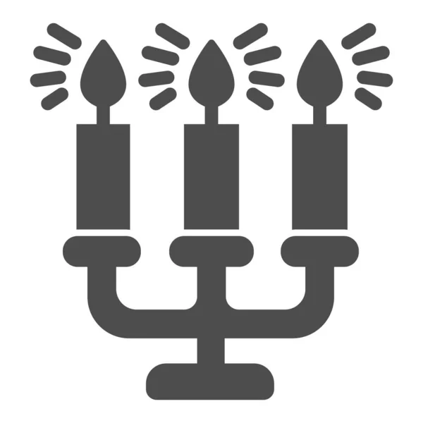 古董烛台与燃烧蜡烛固体图标，圣诞概念，白色背景的烛台标志，稀有烛台风格的移动概念图标。矢量图形. — 图库矢量图片