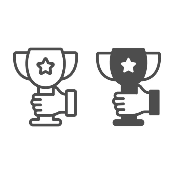 Tazza premio con stella nella linea della mano e icona solida, concetto di avvio, mano che tiene il segno ciotola su sfondo bianco, Winning cup in hand icon in outline style for mobile and web design. Grafica vettoriale. — Vettoriale Stock