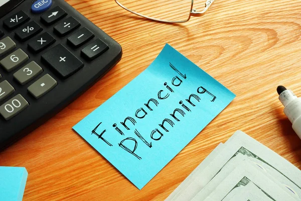Planejamento financeiro é mostrado na foto de negócio conceitual — Fotografia de Stock