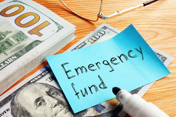 Emergency fund is shown on the business photo using the text — Stock Photo, Image