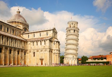Leaning tower of Pisa, Italy clipart