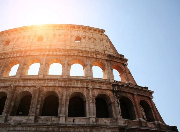 Coliseo en roma, italia — Foto de Stock