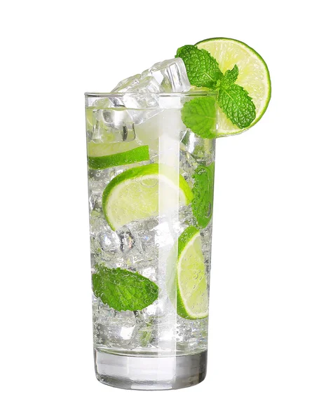 Cocktail mojito isolato su bianco — Foto Stock