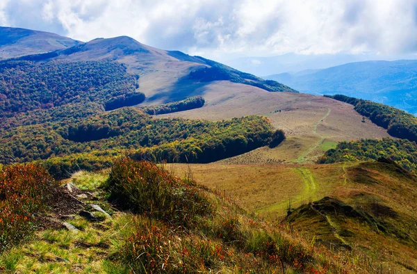 Autumn mountain range — Stock Photo, Image