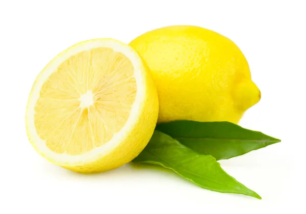 Fresh lemons with leaves — Stock Photo, Image