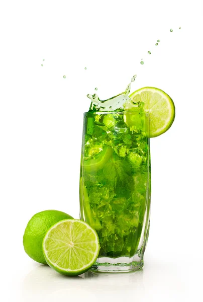 Splashing cocktail with mint and lime — Stock Photo, Image