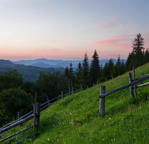 Early morning in the mountains — Stock Photo, Image