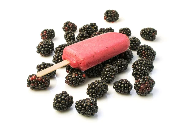 自制冰棍的黑莓 — 图库照片