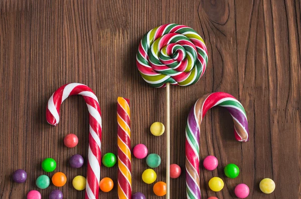 Красочные рождественские конфеты — стоковое фото