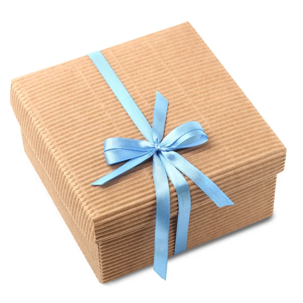 Geschenk doos verpakt blauw lint met boog, geïsoleerd op wit — Stockfoto
