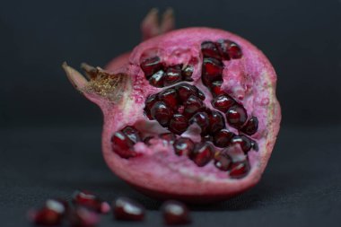 Lezzetli bir nar nasıl seçilir?