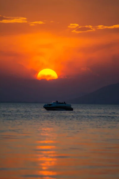 Ship Golden Sun Sea Fantastic Sunset Sea Orange Sky Sun — Stock Photo, Image